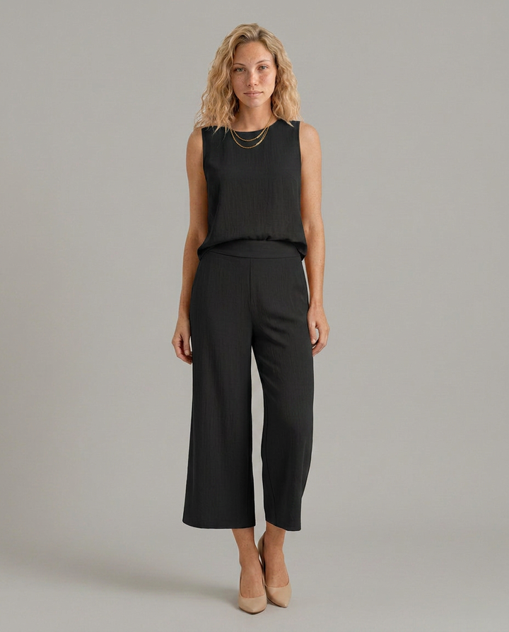 Katina | Two-Piece Set with Cropped Pants